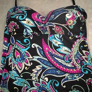 Apt. 9 Multicolor Paisley Top